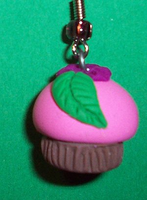 Cupcake with green leaf earrings