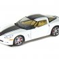 C6 2009 Corvette Arctic White with Black Stripe 1:24 Diecast