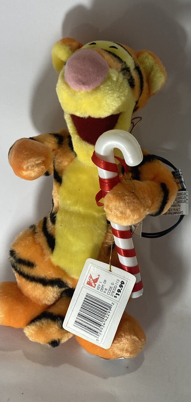 1998 Santa's Best ~ EZ Light Animated Ornaments ~ 11 inch ~ Tigger Pooh