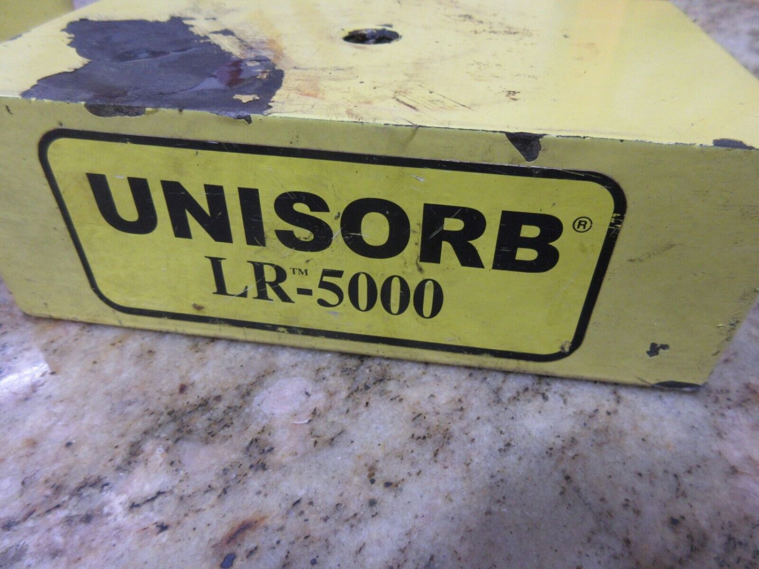 UNISORB LR5000 LEVELING LEGS BLOCK FEET PADS PRESS MOUNT 7" EACH 1