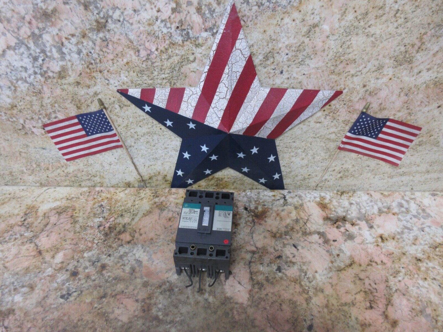 GE INDUSTRIAL CIRCUIT BREAKER TEB132040 40 AMP 240VAC 250 VDC HAAS VF1 CNC