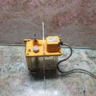 SHOWA OIL DISTRIBUTOR SMA-3 LUBE LUBRICATION TANK PUMP SYSTEM IKEGAI LUBRICATOR SHOWA OIL DISTRIBUTOR SMA-3 LUBE LUBRICATION TANK PUMP SYSTEM IKEGAI LUBRICATOR