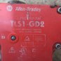 ALLEN BRADLEY GUARD MASTER SAFETY INTERLOCK SWITCH TLS1-GD2 32-1053D