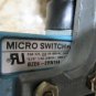 LUBRIQUIP OIL LUBRICATOR K95 MSP-5S W/ MICRO SWITCH BZE6-2RN194 15A 4312425