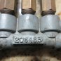 OILCON OIL DISTRIBUTOR 206483 VALVE OIL LUBE PISTON DISTRIBUTOR LOT OF 3 PIECES