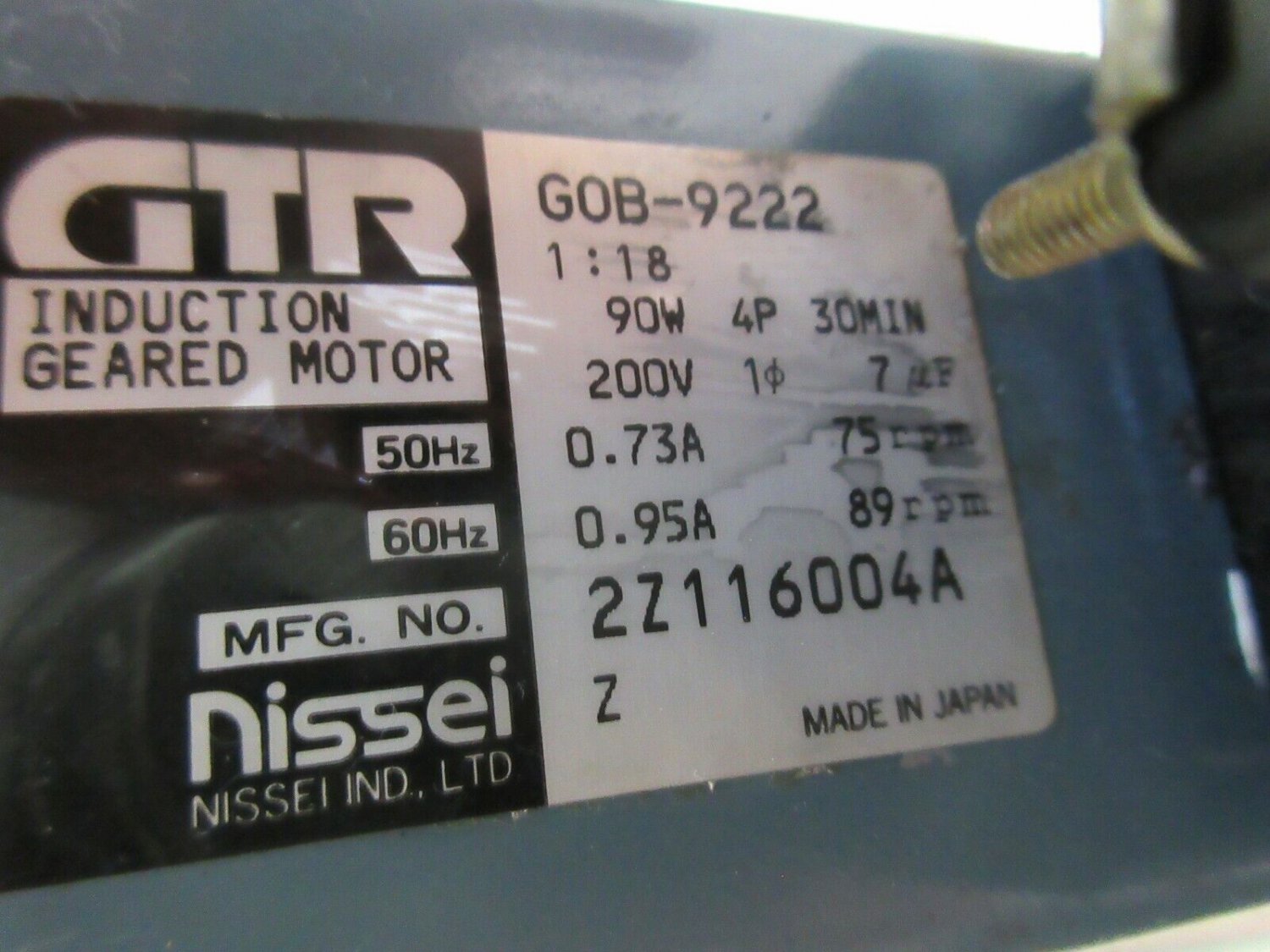 Moteur à Engrenages à Induction GTR NISSEI G3FM-18-25-020T - 60W, 200V, Rapport 25:1, Neuf
