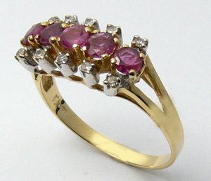 FANTASTIC RUBY AND DIAMOND RING