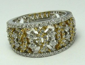 NOBLE 2 TONE GOLD & DIAMOND RING 1CT