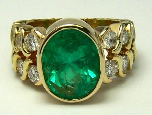 Gem Quality Colombian Emerald & Diamond Ring 5.80ctw