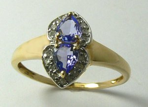 COLORFUL TANZANITE & DIAMOND RING