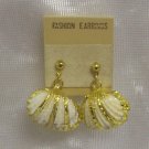 Costume Jewelry, a pair of cream and gold sea shell dangling earrings