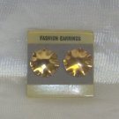 Fashion Jewelry, a Pr. Gold tone flower shaped earrings
