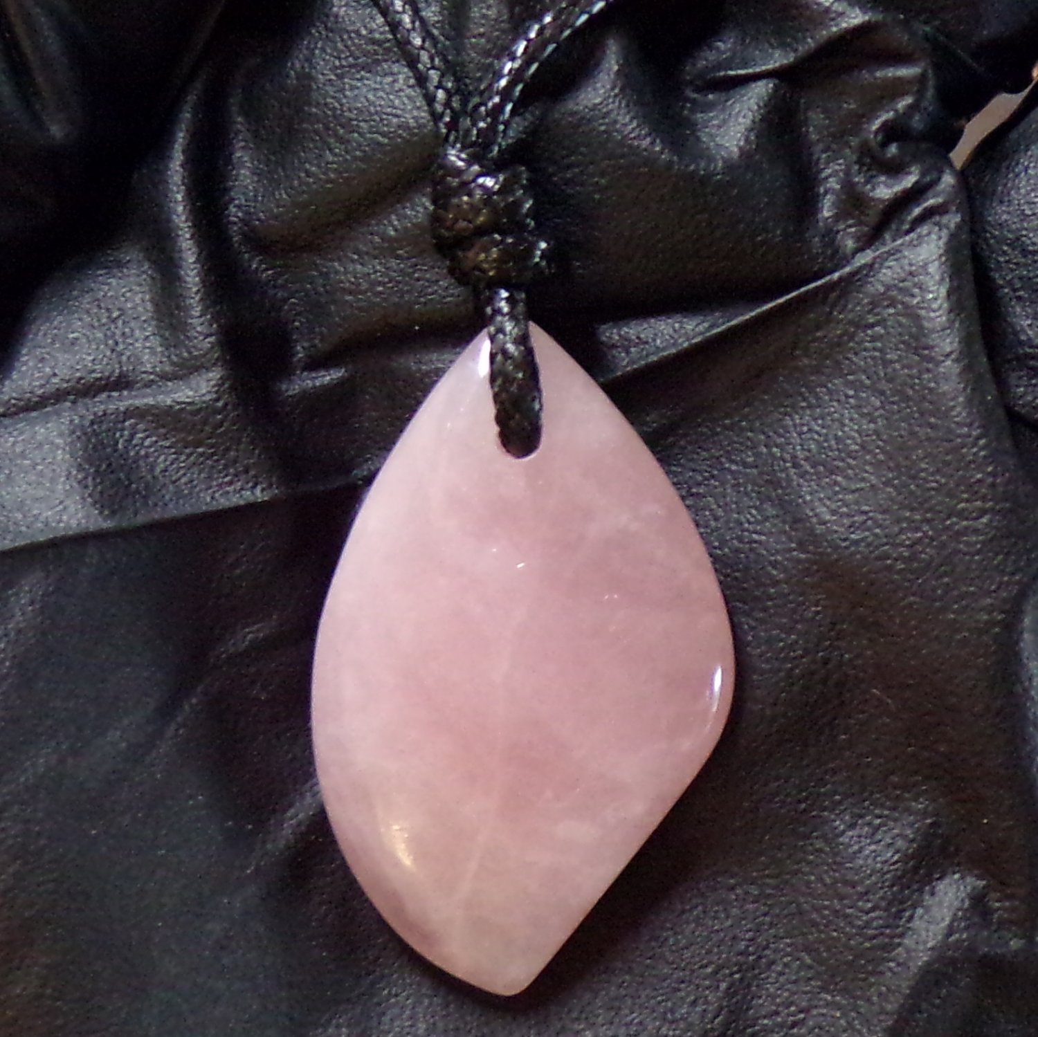 rose quartz pendant