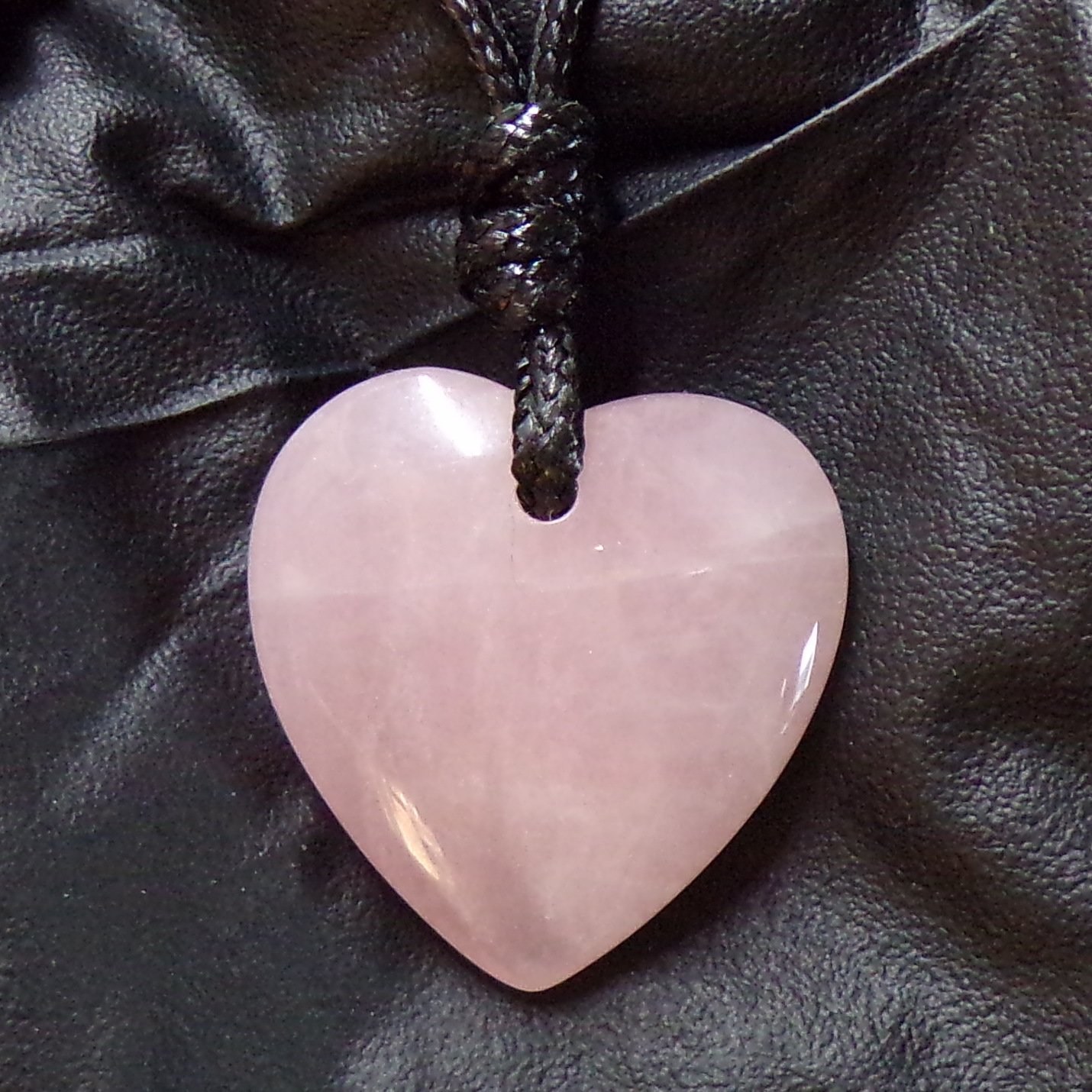 rose quartz pendant