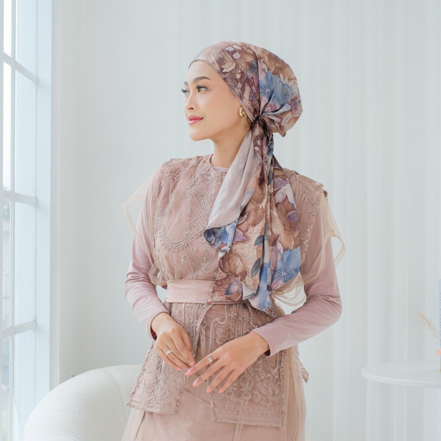 Winonamodest - Lowkey Motif Goddes Motif Series - Artemis