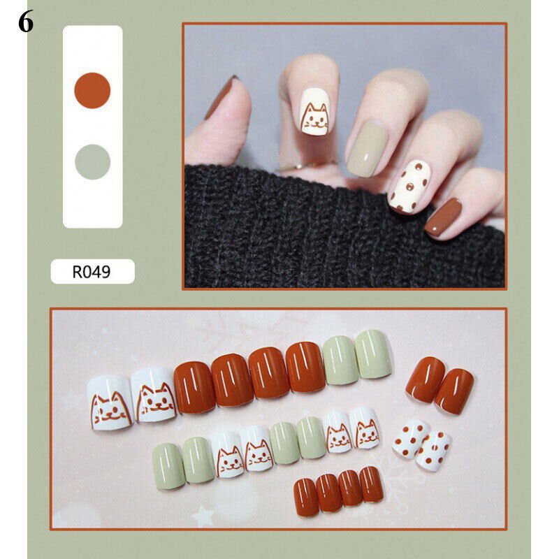 24pcs Short Fake Nails Mode #6 Press on Full Cover False Nails