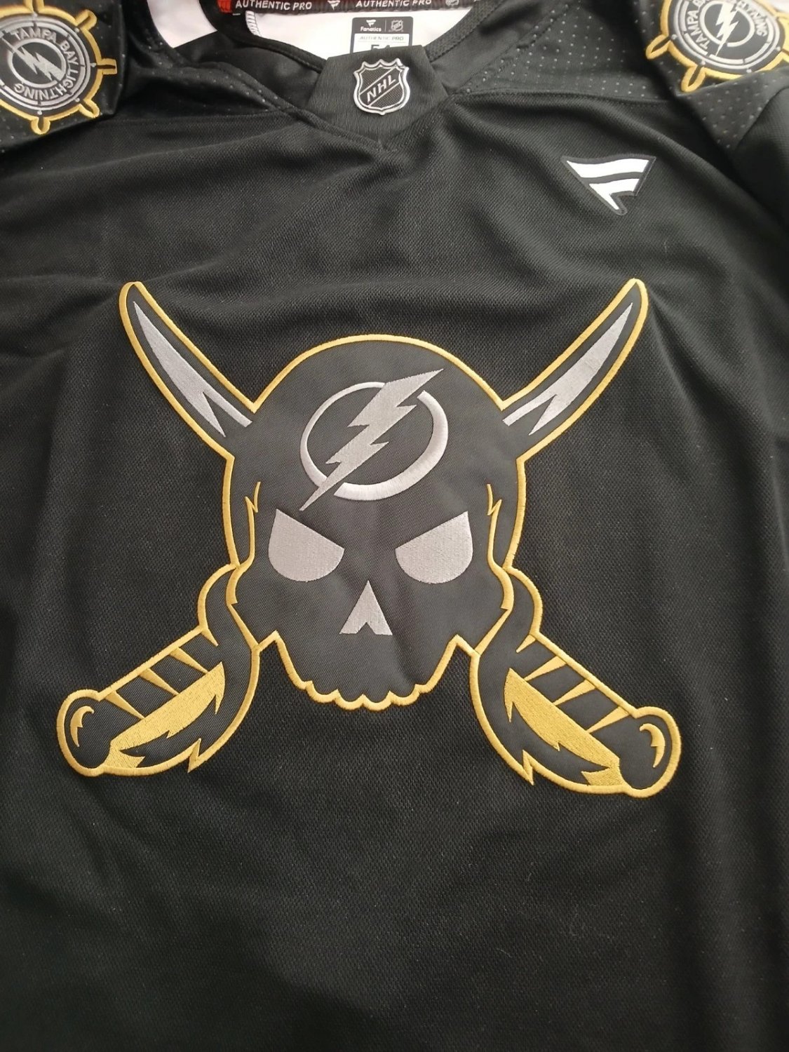 NWT Men's Tampa Bay Lightning Nikita Kucherov #86 Alternate Jersey Black
