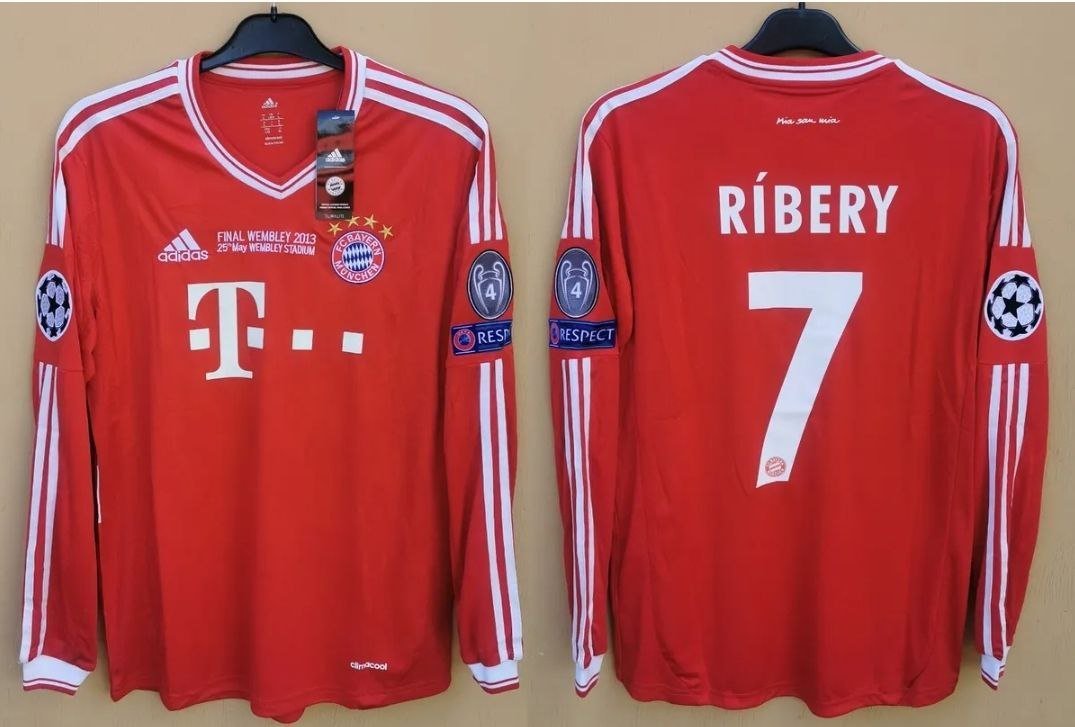 Bayern München 2011-12 Champions League Final Kit
