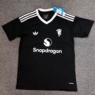 2025 manchester united goalkeeper jersey