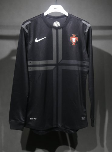 PORTUGAL 13 BLACK PLAYER VERSION LONG SLEEVES S-XXL
