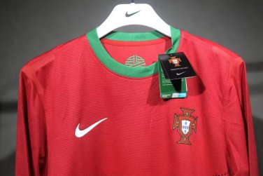 PORTUGAL 16 LONG SLEEVE PLAYER VERSION