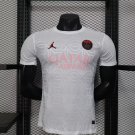 Paris 25-26 white special player version