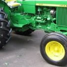 John Deere 1520 Tractor Operator’s Manual OMR48389 John Deere 1520 Tractor Operator’s Manual OMR48389