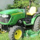 John Deere 2520 Compact Utility Tractor Operator’s Manual OMLVU19989 Download John Deere 2520 Compact Utility Tractor Operator’s Manual OMLVU19989 Download