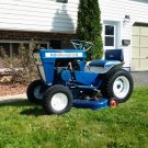 New Holland Ford SE3547 Series 100 Lawn Tractor Operator's Manual 42010010 New Holland Ford SE3547 Series 100 Lawn Tractor Operator's Manual 42010010