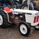 Case IH David Brown 885, 885G & 885 Narrow Tractor Operator’s Manual 9-5216 Case IH David Brown 885, 885G & 885 Narrow Tractor Operator’s Manual 9-5216