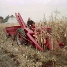 Case Change Over Parts for Mccormick #24 Corn Picker with Farmall H,M, Operator`s Manual 1006275R1