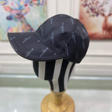 balenciaga 529192310 cap black white classic baseball cap with balenciaga embroidered logo b990080