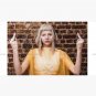 Aurora flipping the bird  Cap