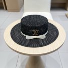 LV beach hat, fresh and light flat-top French sun protection hat for taking photos (9)