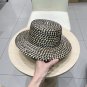 LV beach hat, fresh and light flat-top French sun protection hat for taking photos (13)
