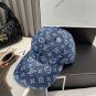LV classic baseball cap, a versatile item that looks great no matter how you pair it (3)