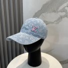 LV classic baseball cap, a versatile item that looks great no matter how you pair it (4)