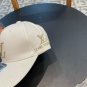 LV classic baseball cap, a versatile item that looks great no matter how you pair it (11)