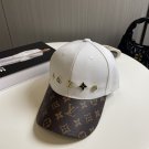 LV classic baseball cap, a versatile item that looks great no matter how you pair it (13)