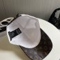 LV classic baseball cap, a versatile item that looks great no matter how you pair it (13)