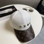 LV classic baseball cap, a versatile item that looks great no matter how you pair it (13)