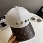 LV classic baseball cap, a versatile item that looks great no matter how you pair it (13)