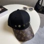 LV classic baseball cap, a versatile item that looks great no matter how you pair it (14)