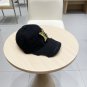 LV classic baseball cap, a versatile item that looks great no matter how you pair it (33)