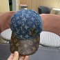 LV classic baseball cap, a versatile item that looks great no matter how you pair it (36)