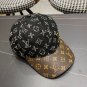 LV classic baseball cap, a versatile item that looks great no matter how you pair it (38)