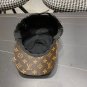 LV classic baseball cap, a versatile item that looks great no matter how you pair it (38)