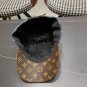 LV classic baseball cap, a versatile item that looks great no matter how you pair it (39)