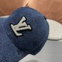 LV classic baseball cap, a versatile item that looks great no matter how you pair it (42)