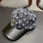 LV classic baseball cap, a versatile item that looks great no matter how you pair it (51)